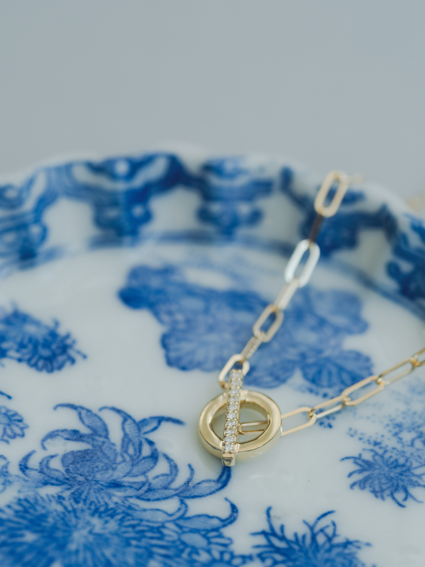 Mantel chain necklace 18KYGの撮影画像(18KYGとラボグロウンダイヤモンドのネックレス)