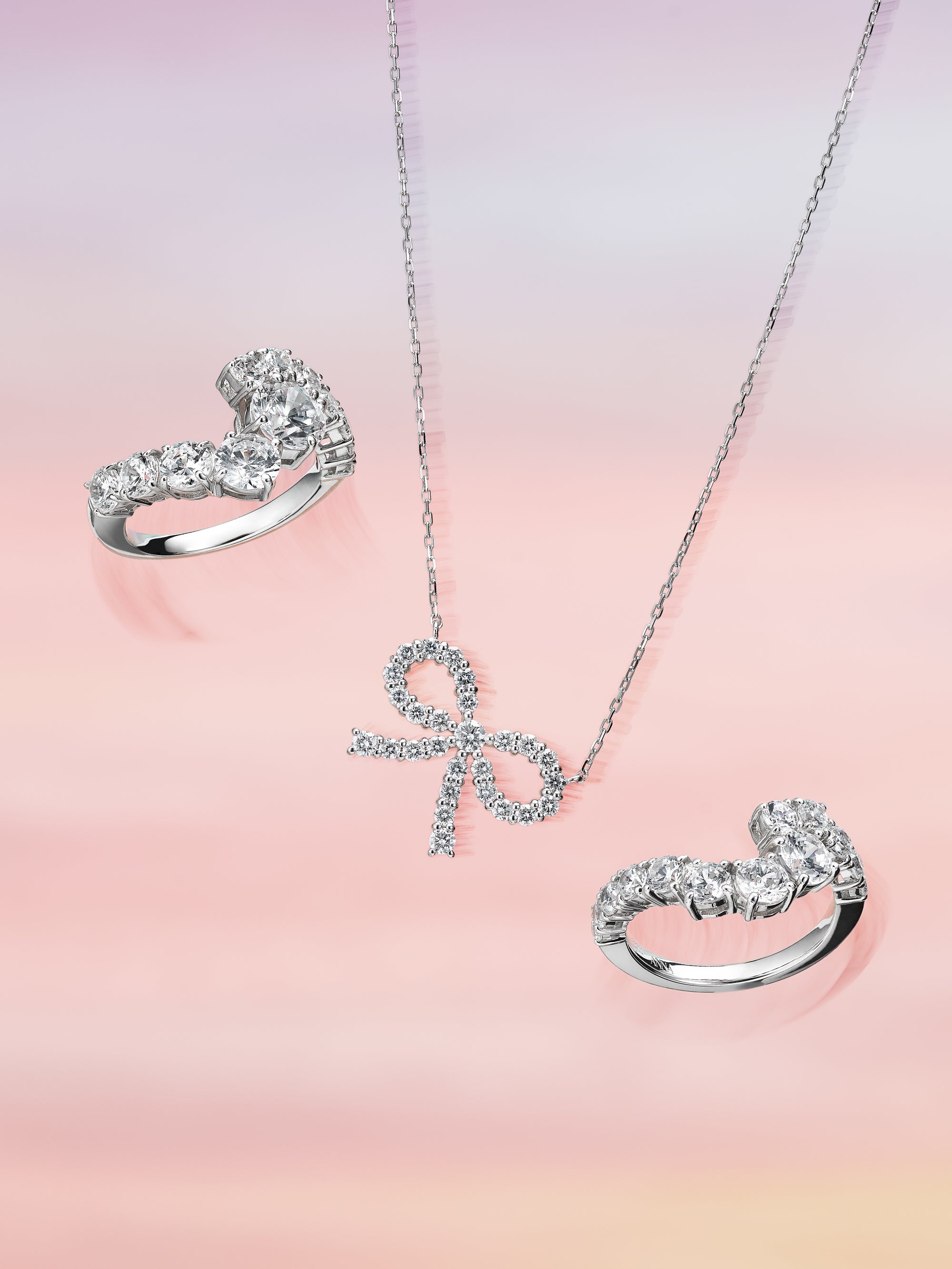 Ribbon necklace (Pt) ビジュアル画像(ラボグロウンダイヤモンドのリボンネックレス)