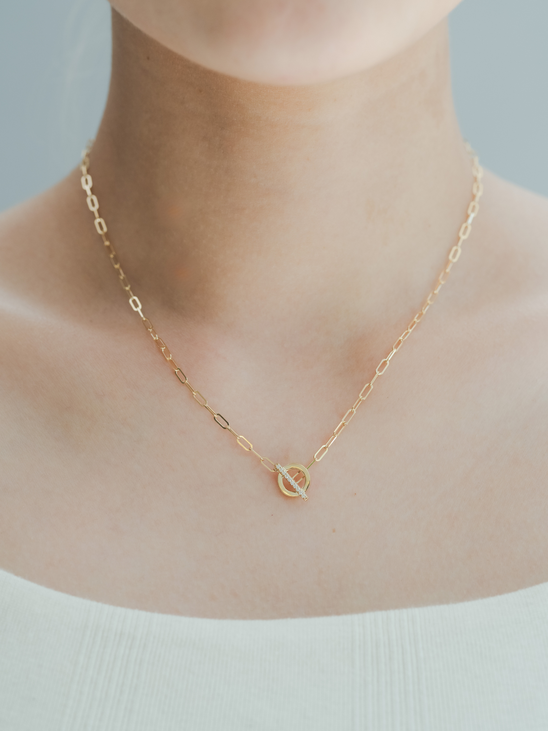 Mantel chain necklace 18KYGの着用画像(18KYGとラボグロウンダイヤモンドのネックレス)