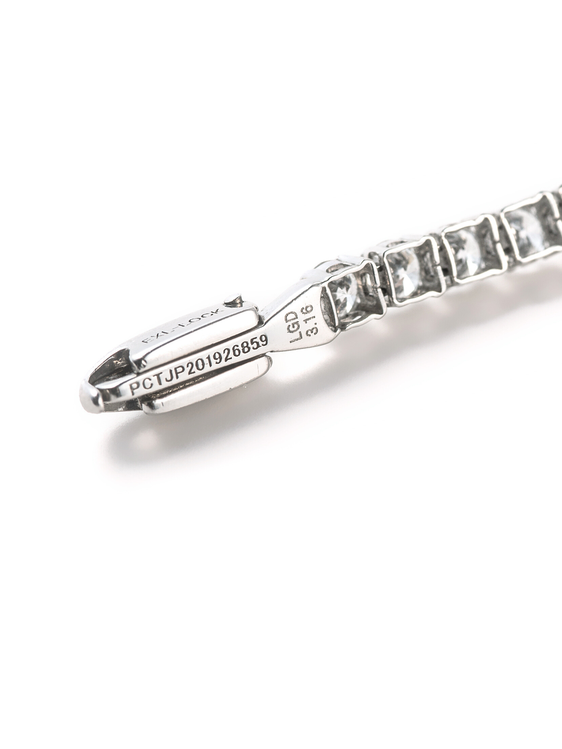 Tennis bracelet Pt (total 3ct)留め具画像(ラボグロウンダイヤモンドのテニスブレスレット3ct)