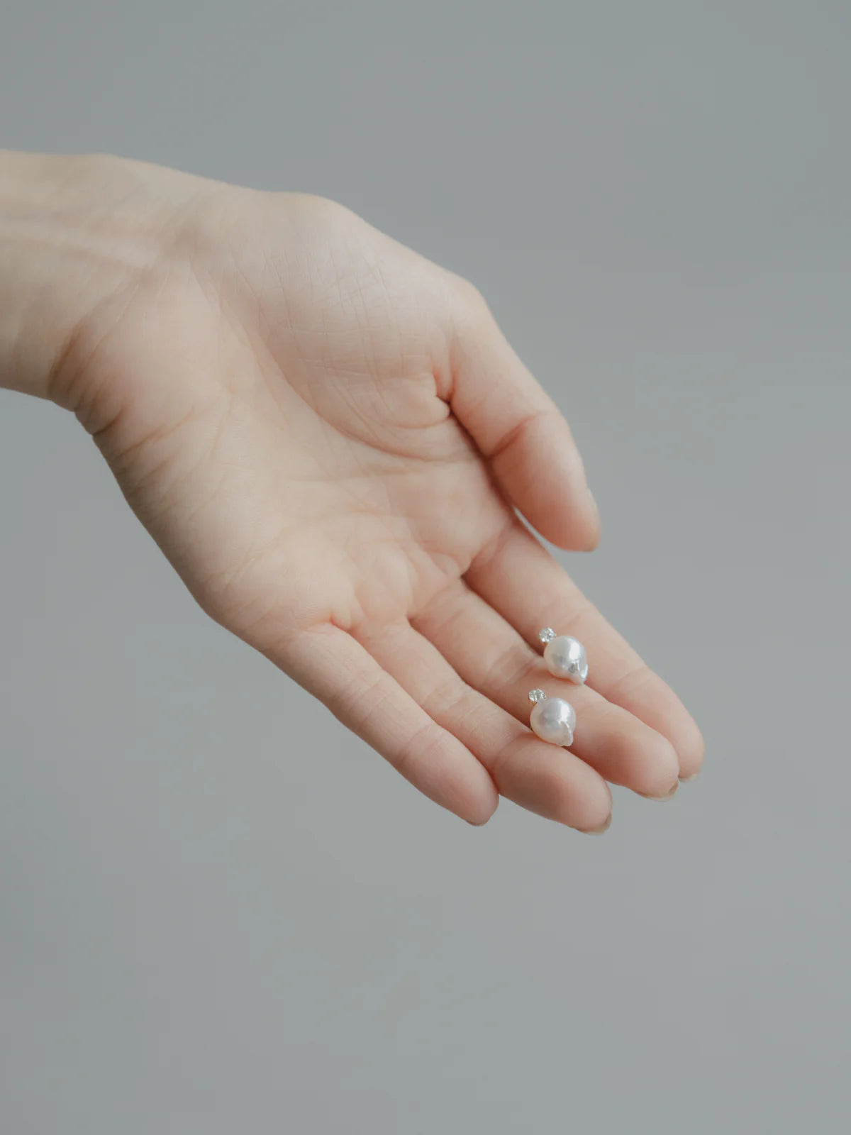 Akoya pearl point earrings (pair)の画像(アコヤ真珠とラボグロウンダイヤモンドのイヤリング)
