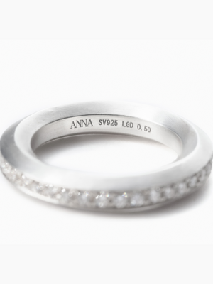 Rokka 1 Row Diamond Ring内側画像（ラボグロウンダイヤモンドと都市鉱山由来のSV925のリング）
