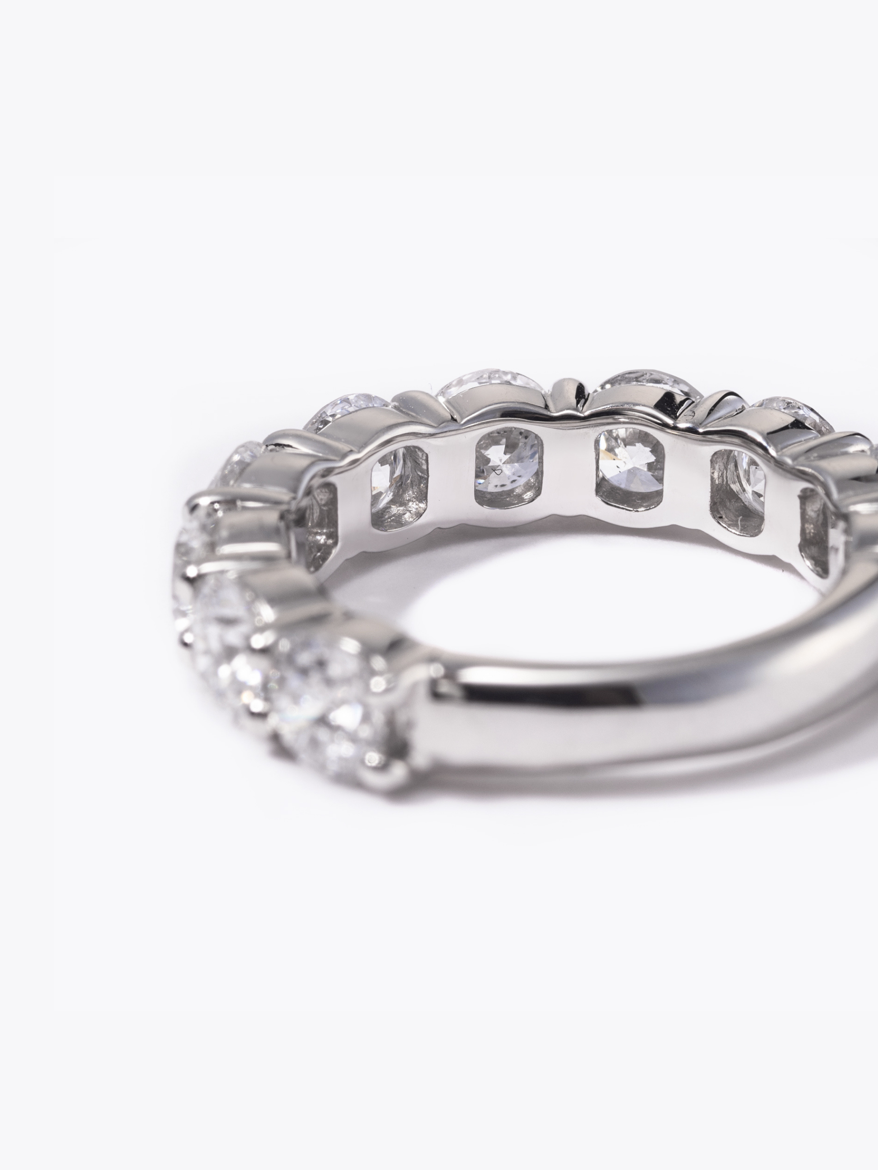 [Lumière] Half eternity ring 3ct Pt (size#9) Quick Delivery
