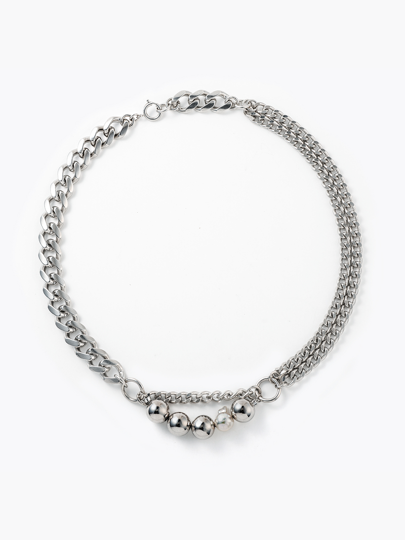 Reshine ball necklaceの全体画像（都市鉱山由来の真円とアコヤ真珠のネックレス）