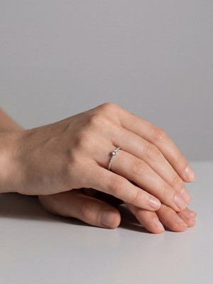 [Lumière] Half eternity solitaire ring 0.23ct 10K