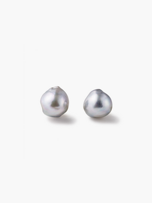 Akoya pearl stud earrings (pair) Natural Gray正面画像