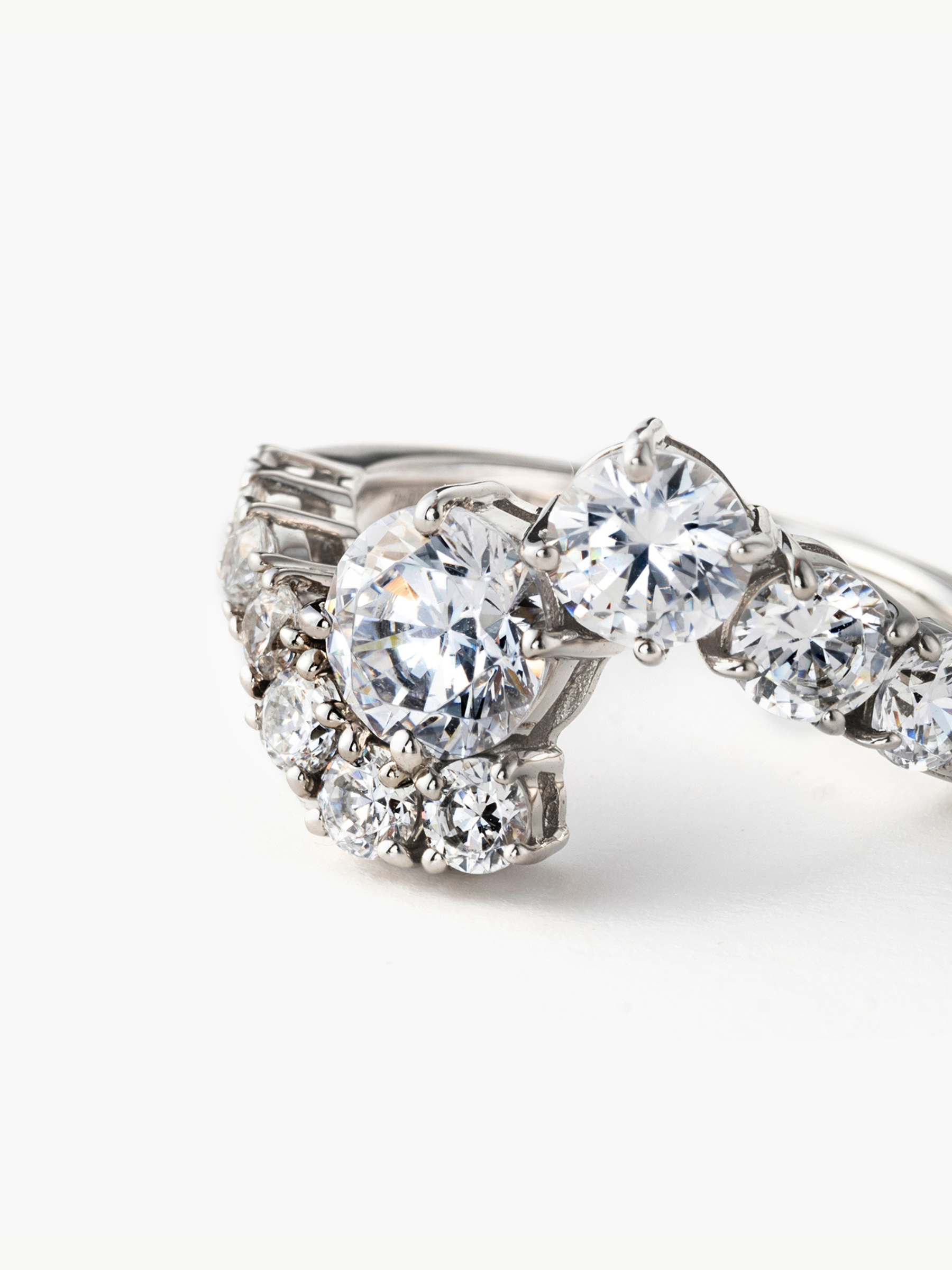 Fluid diamond ring 1ct拡大画像（ラボグロウンダイヤモンドのブライダルリング）