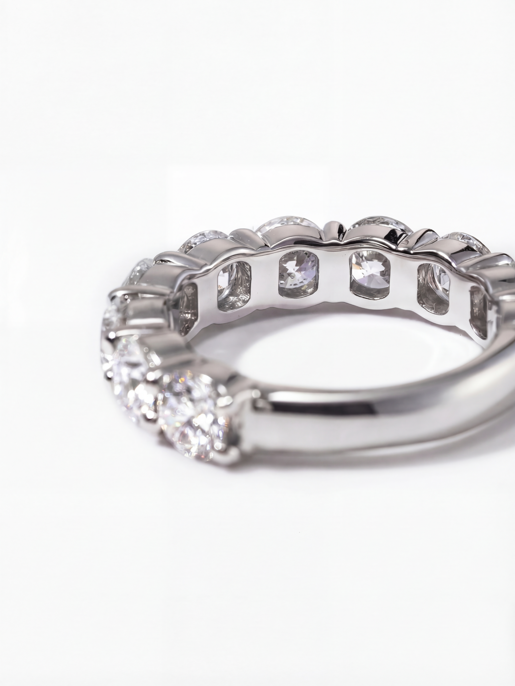 [Lumière] Half eternity ring 3ct Pt