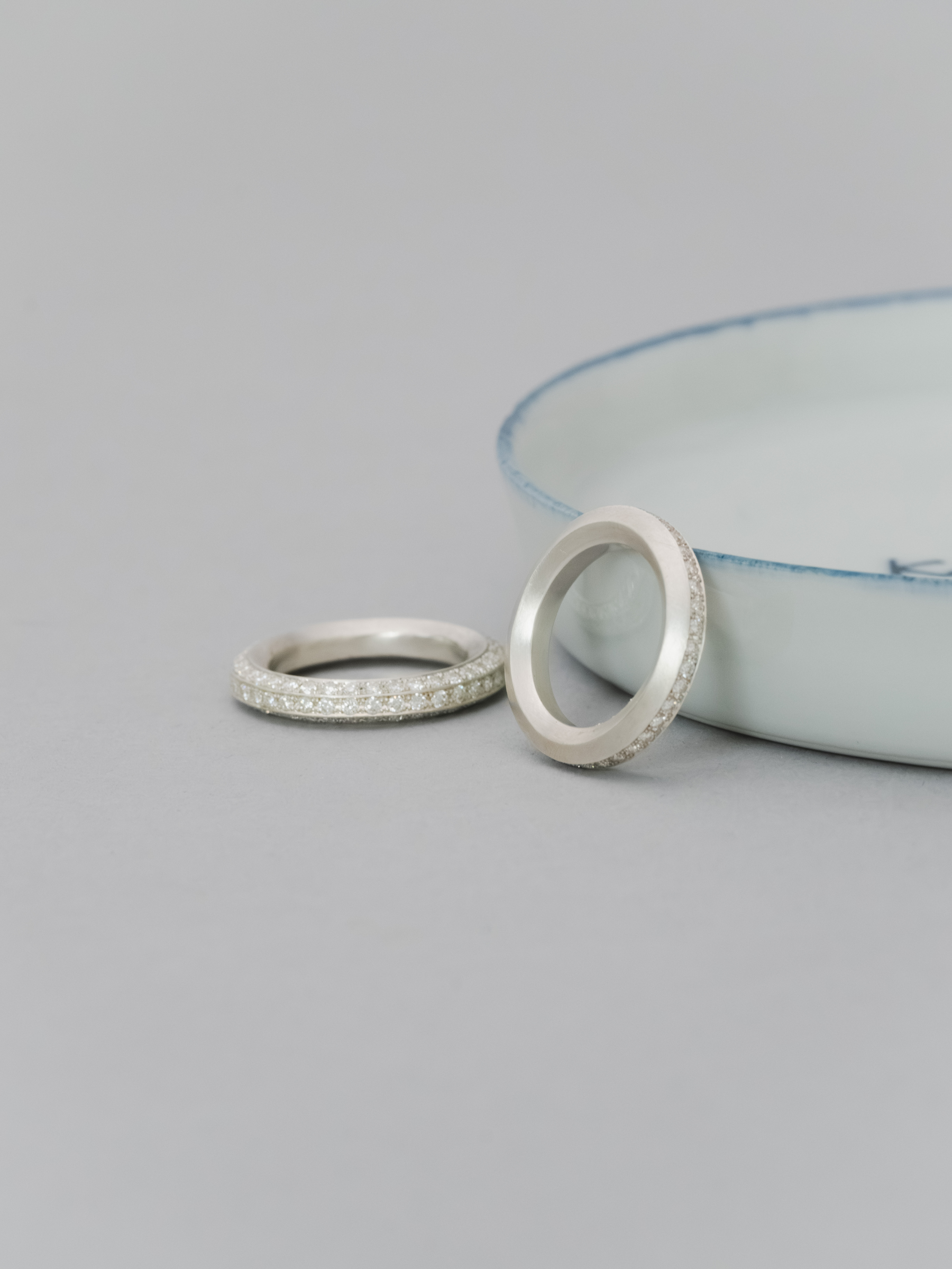 Rokka 1 Row Diamond Ring画像（ラボグロウンダイヤモンドと都市鉱山由来のSV925のリング）