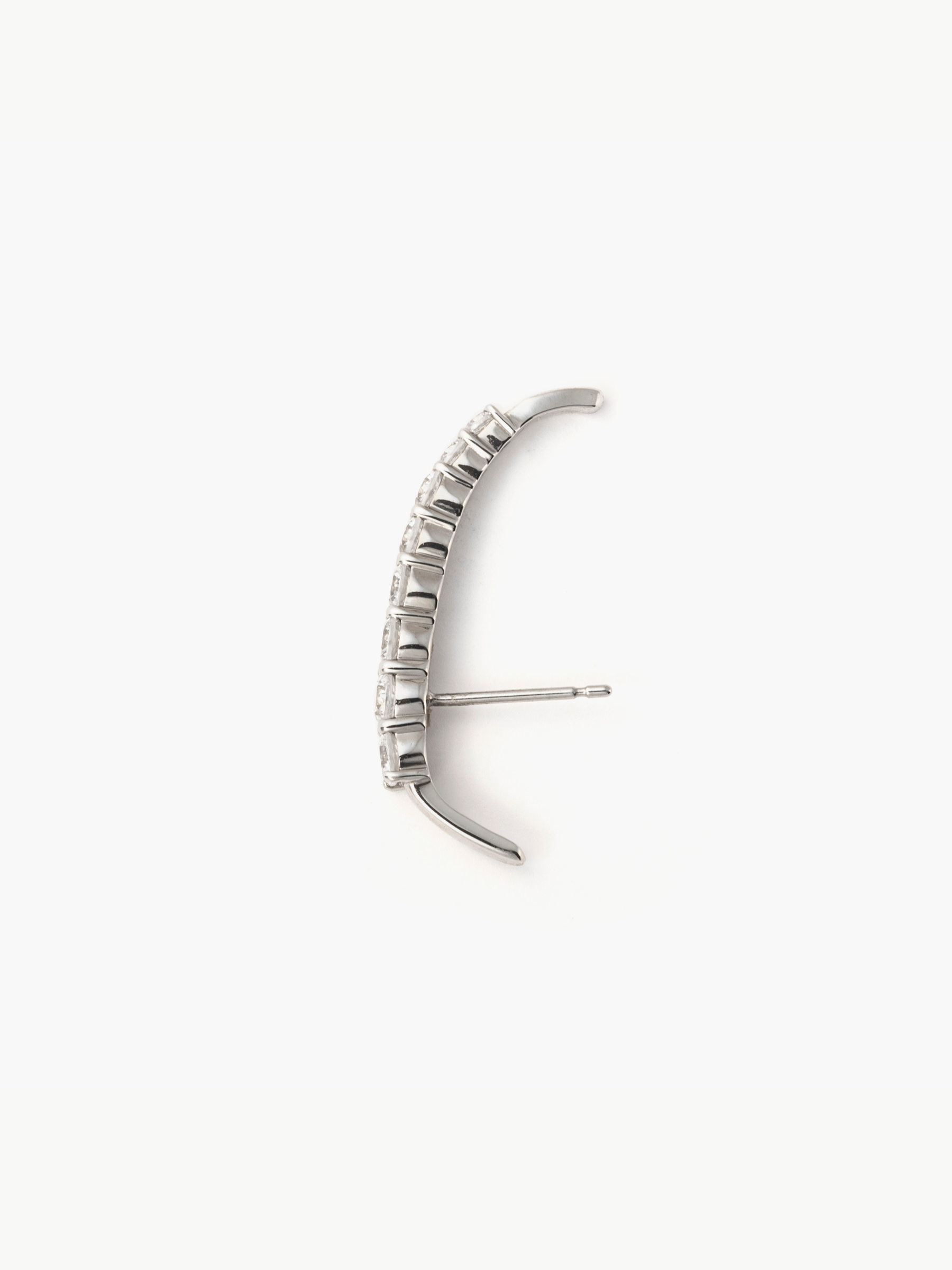 [Fluidity of Love]  Fluid diamond straight earring (single)