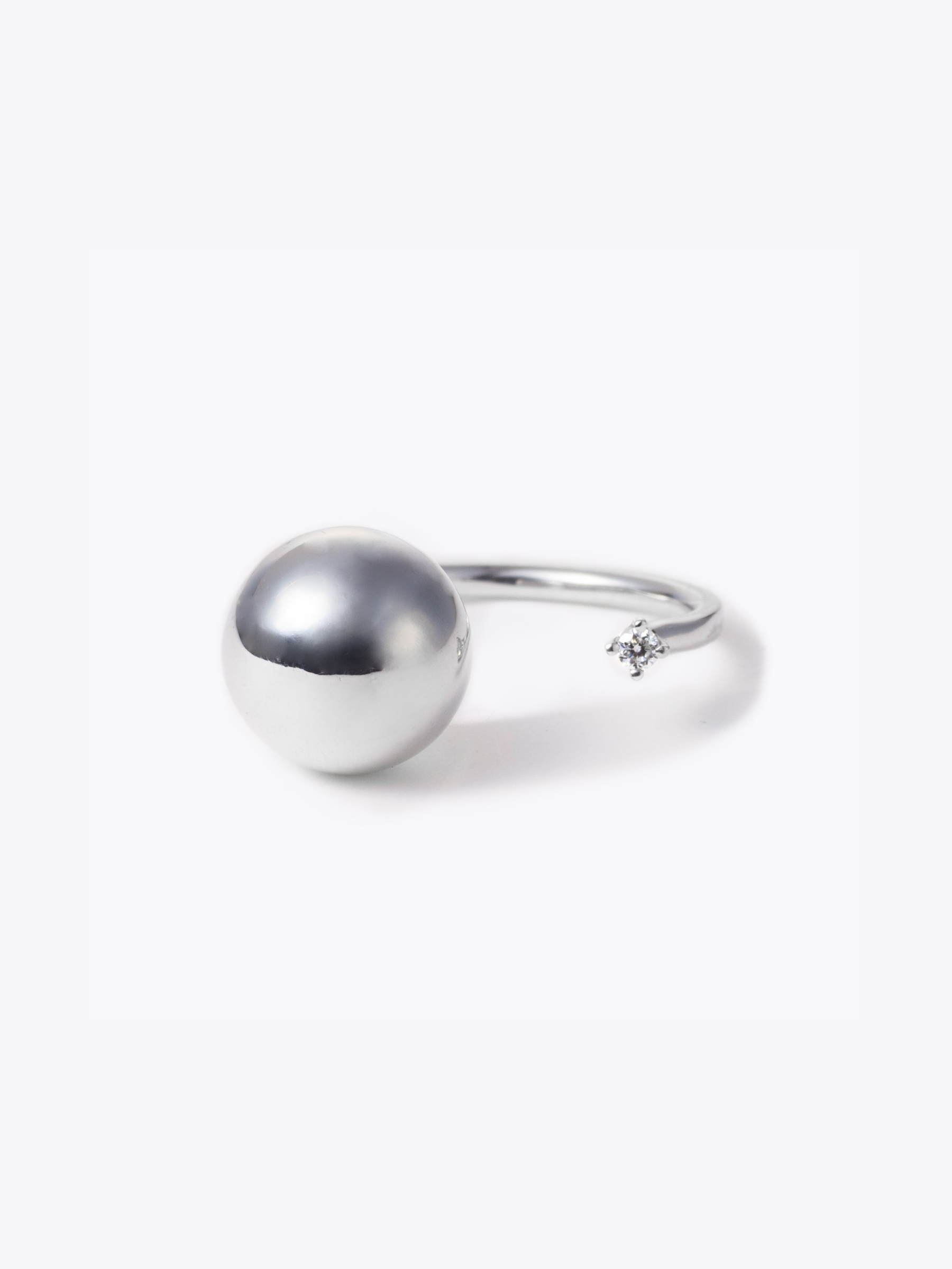 Reshine ball ring labgrowndiamond正面画像(都市鉱山由来の真円とラボグロウンダイヤモンドのリング)