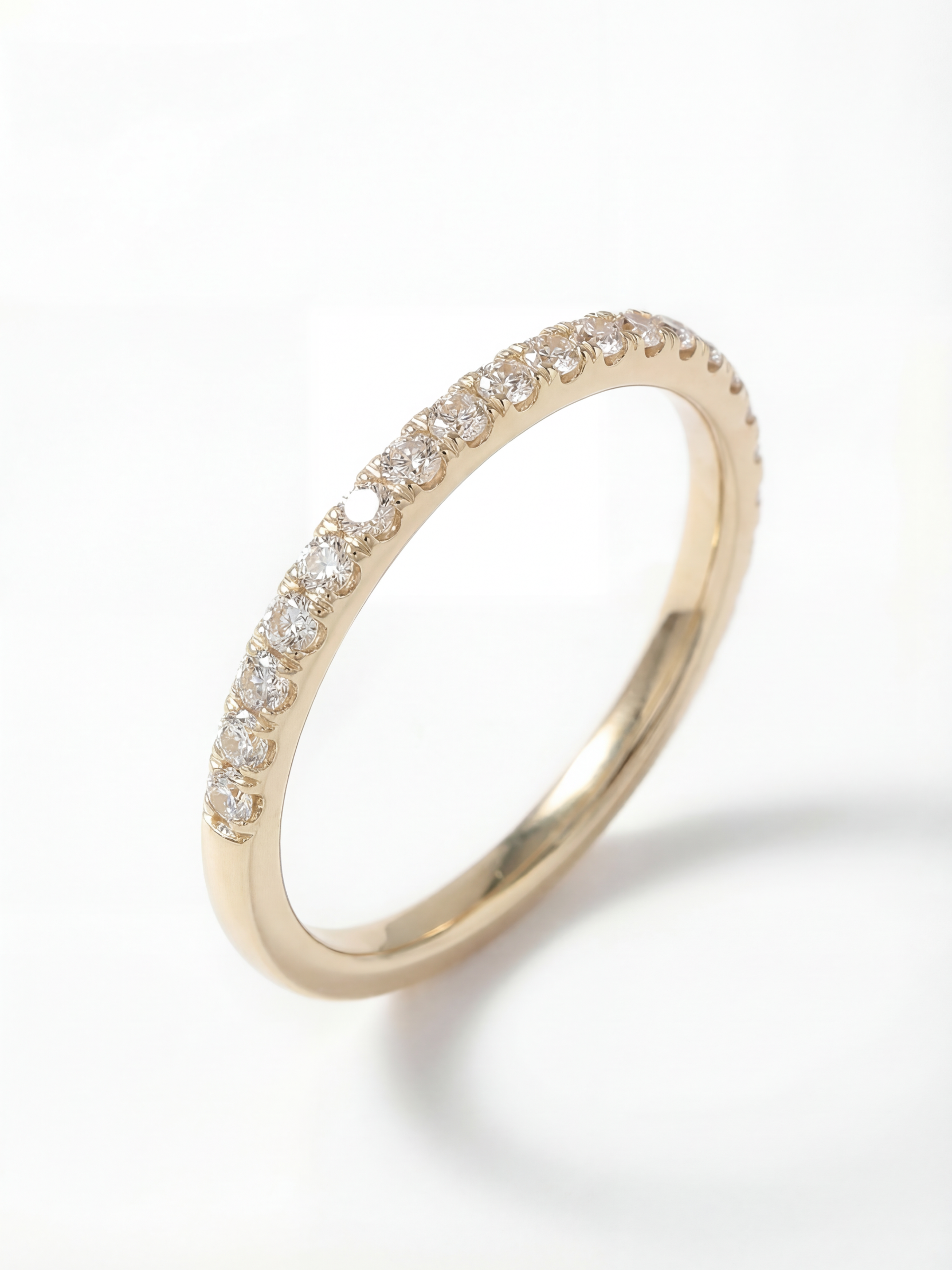 [Lumière] Half eternity ring 0.14ct 10K