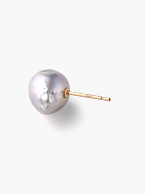 Akoya pearl stud earrings (pair) Natural Gray上から画像