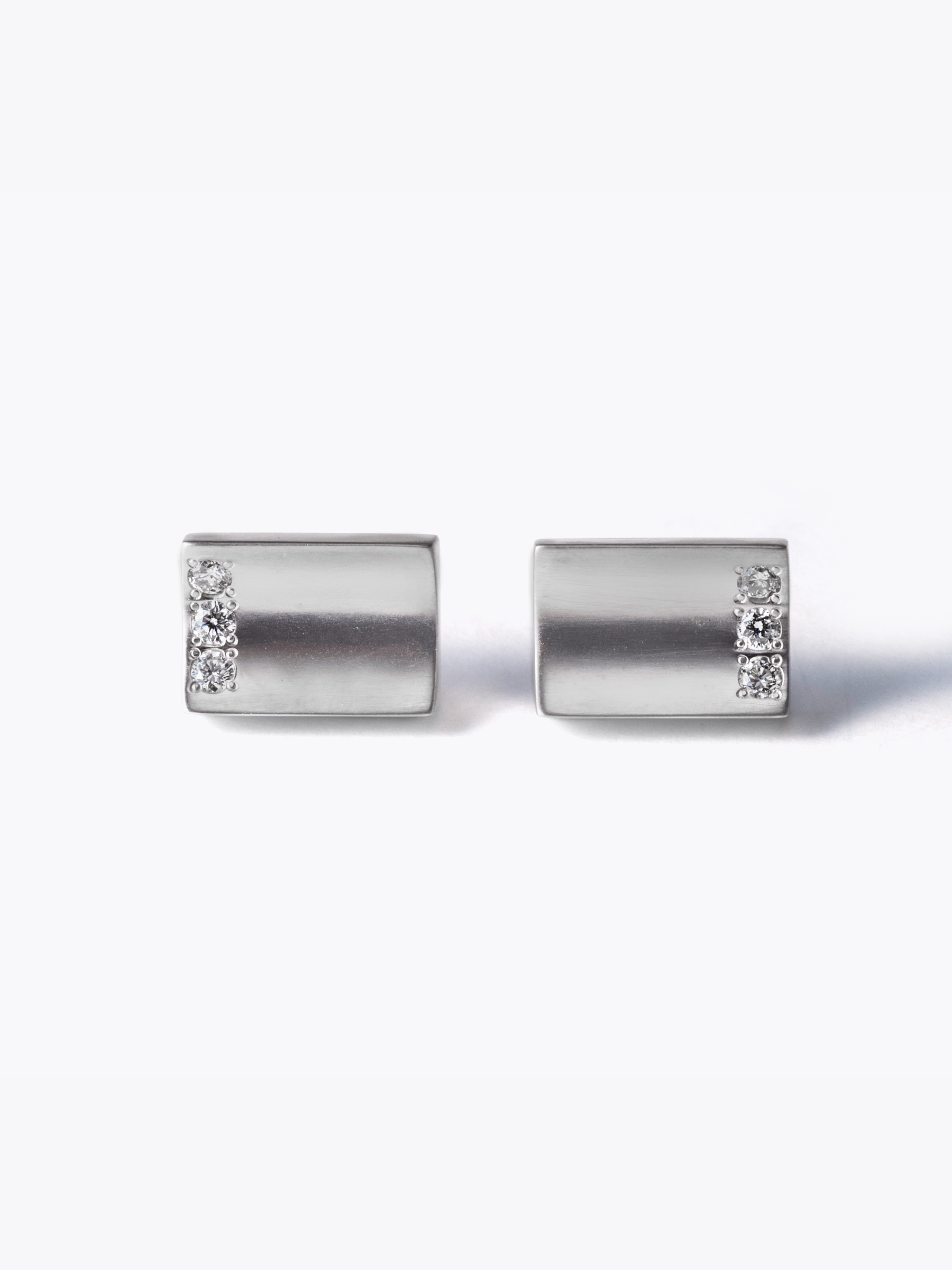 [Successeure] Reshine scratch earrings 6 labgrowndiamonds (Pair)