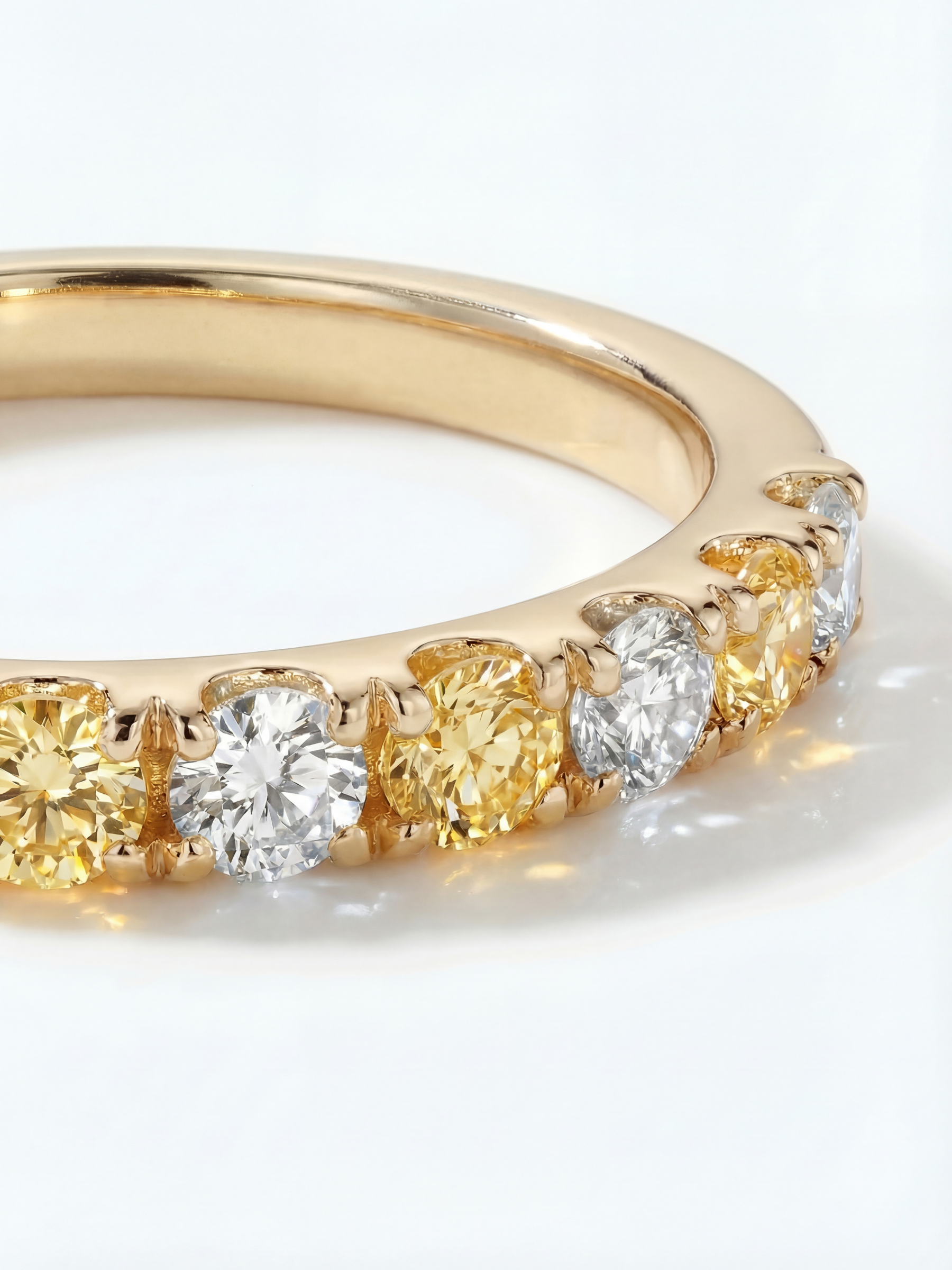 [Lumière] Half eternity ring 0.3ct 10KYG (Yellow & White Diamonds)