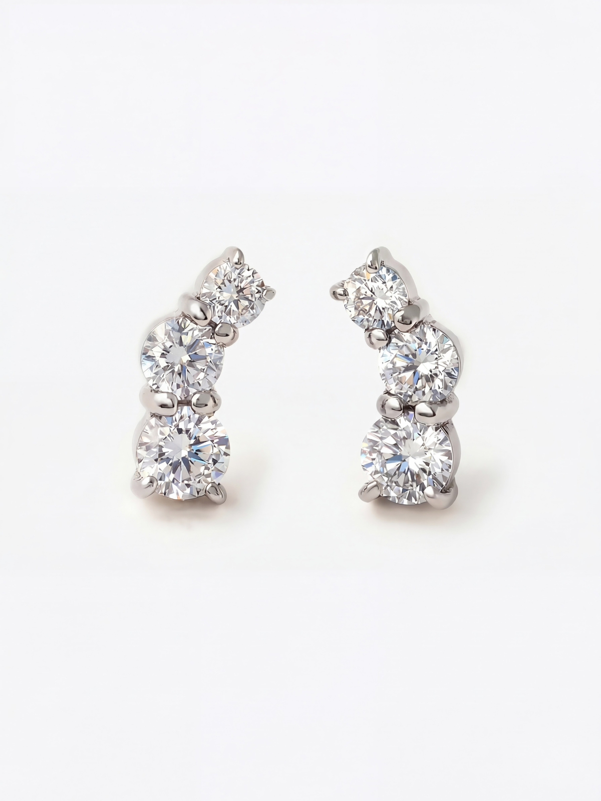 [Fluidity of Love]  Fluid diamond earrings (pair)