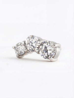[Fluidity of Love]  Fluid diamond earrings (pair)