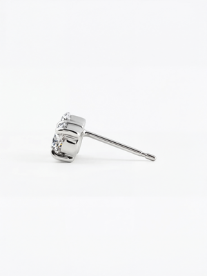 [Fluidity of Love]  Fluid diamond earrings (pair)