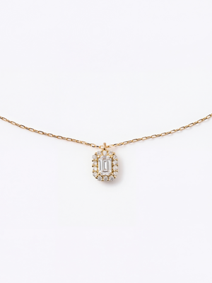 Quick Delivery [Lumiere] Petit Halo necklace with Emerald Lab-grown Diamond
