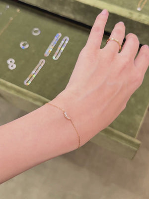 [Lumière] Fluid diamond bracelet 0.13ct 18K