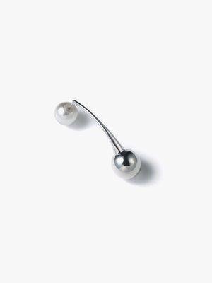 Reshine ball long earrings with Akoya (pair)の拡大画像（都市鉱山由来の真円とアコヤ真珠のイヤリング）