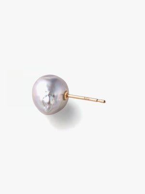 Akoya pearl stud earrings (pair) Natural Gray上から画像