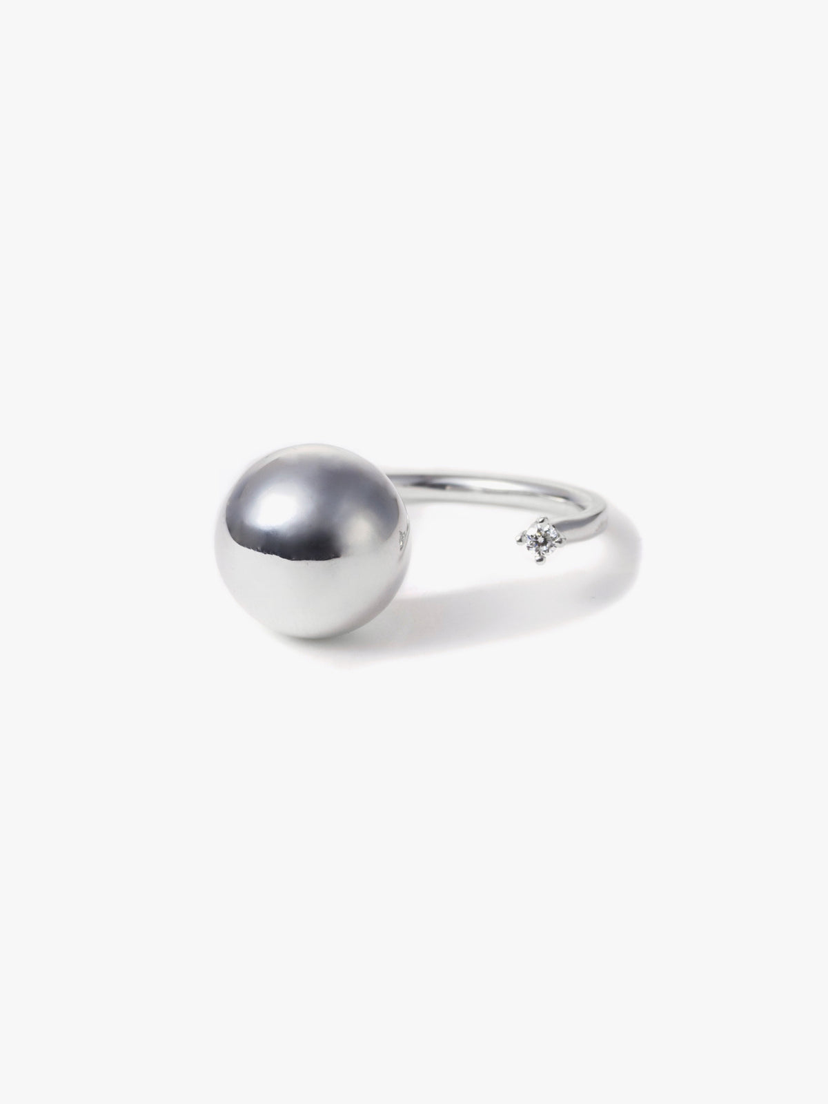 Reshine ball ring labgrowndiamond正面画像（都市鉱山由来の真円とラボグロウンダイヤモンドのリング）