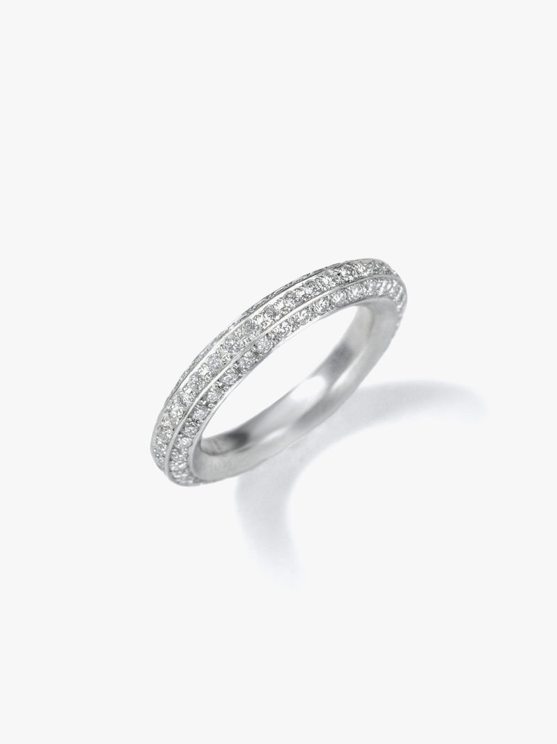Rokka 3 Row Diamond Ring上向き画像（ラボグロウンダイヤモンド、都市鉱山由来のSV925のリング）