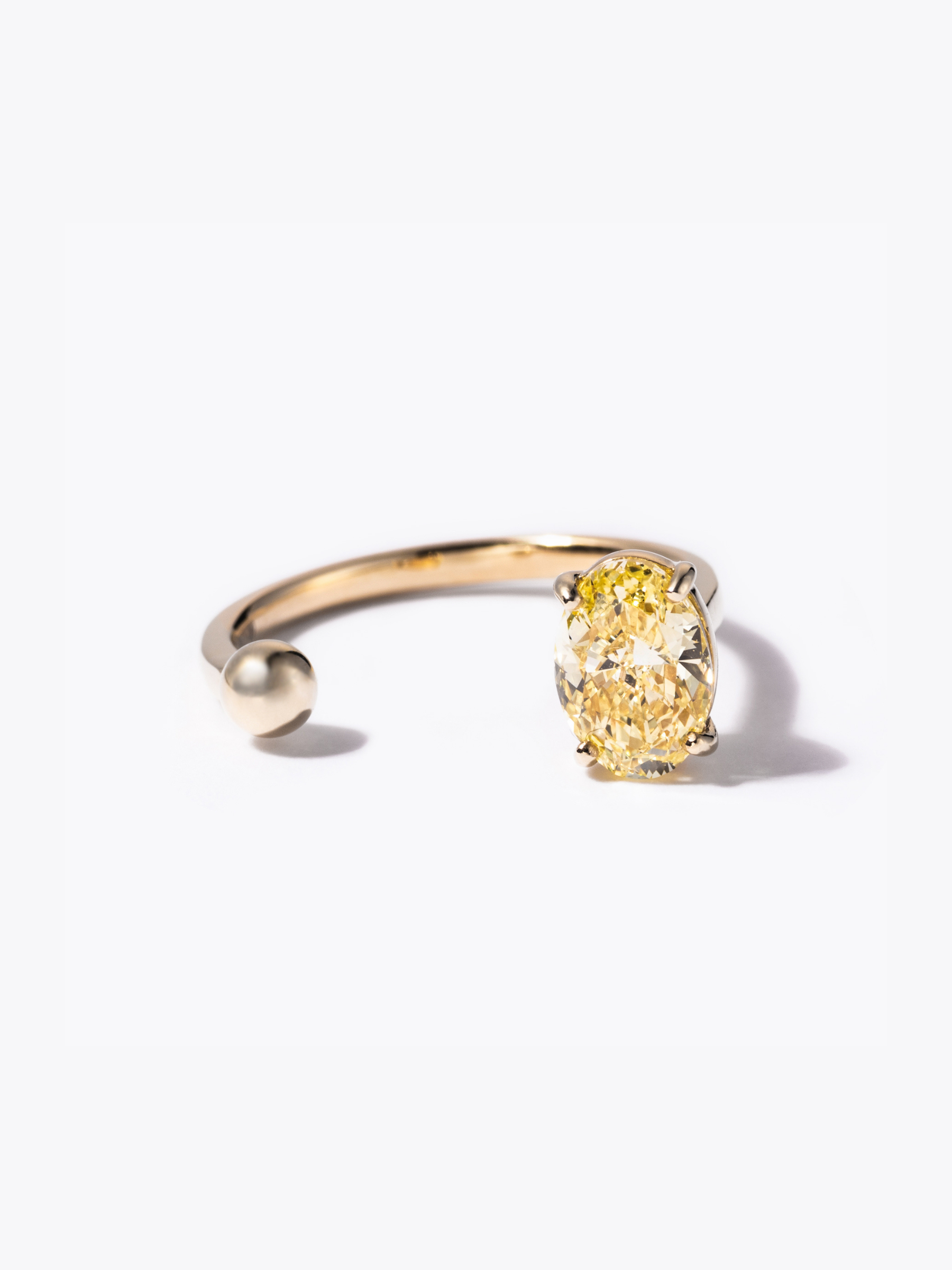 1ct yellow labgrowndiamond open ringの正面画像(イエローラボグロウンダイヤモンドと18KYGのリング)
