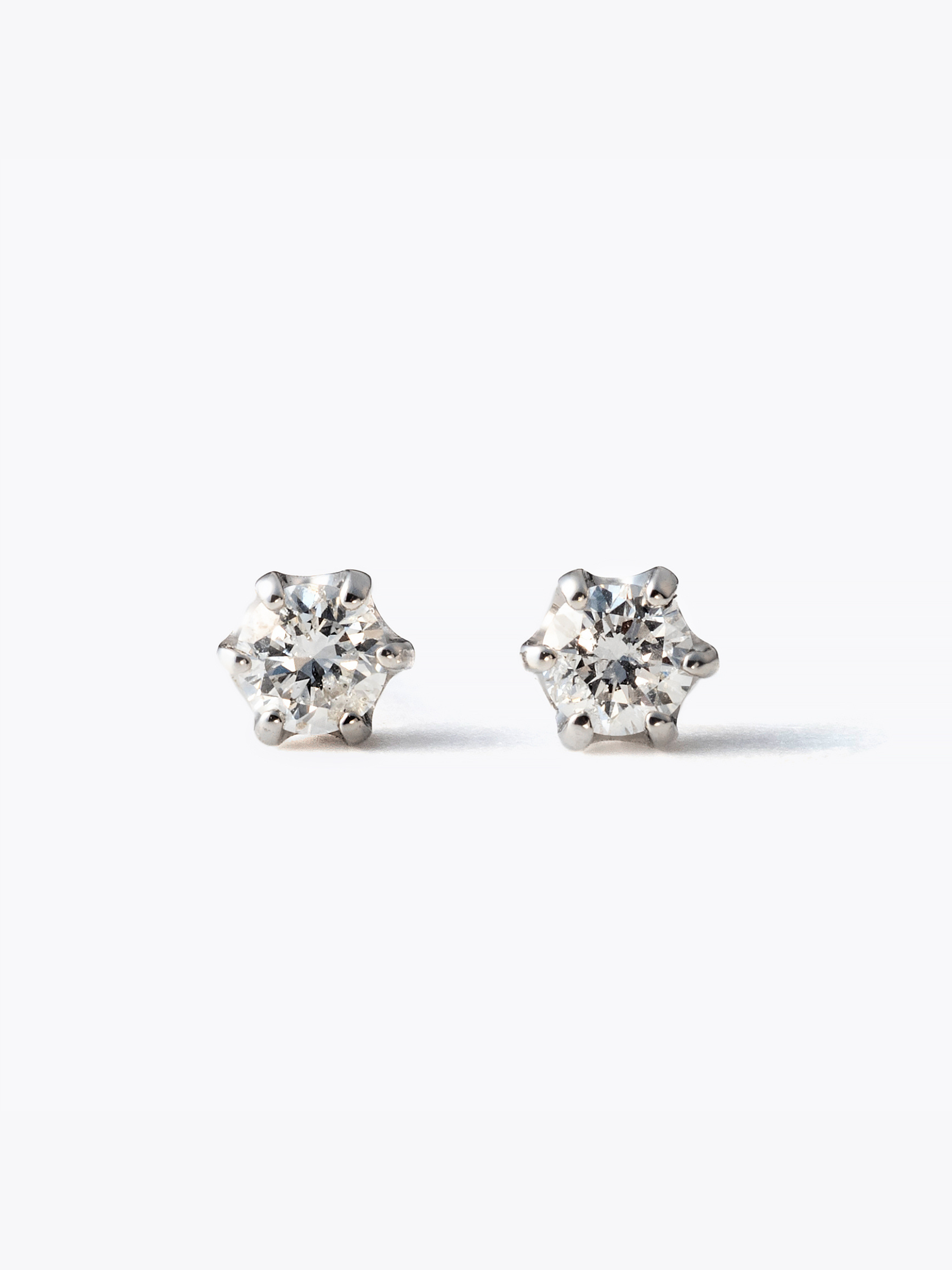 [Lumière] the earrings 0.1ct x 2 18k (total 0.2ct)